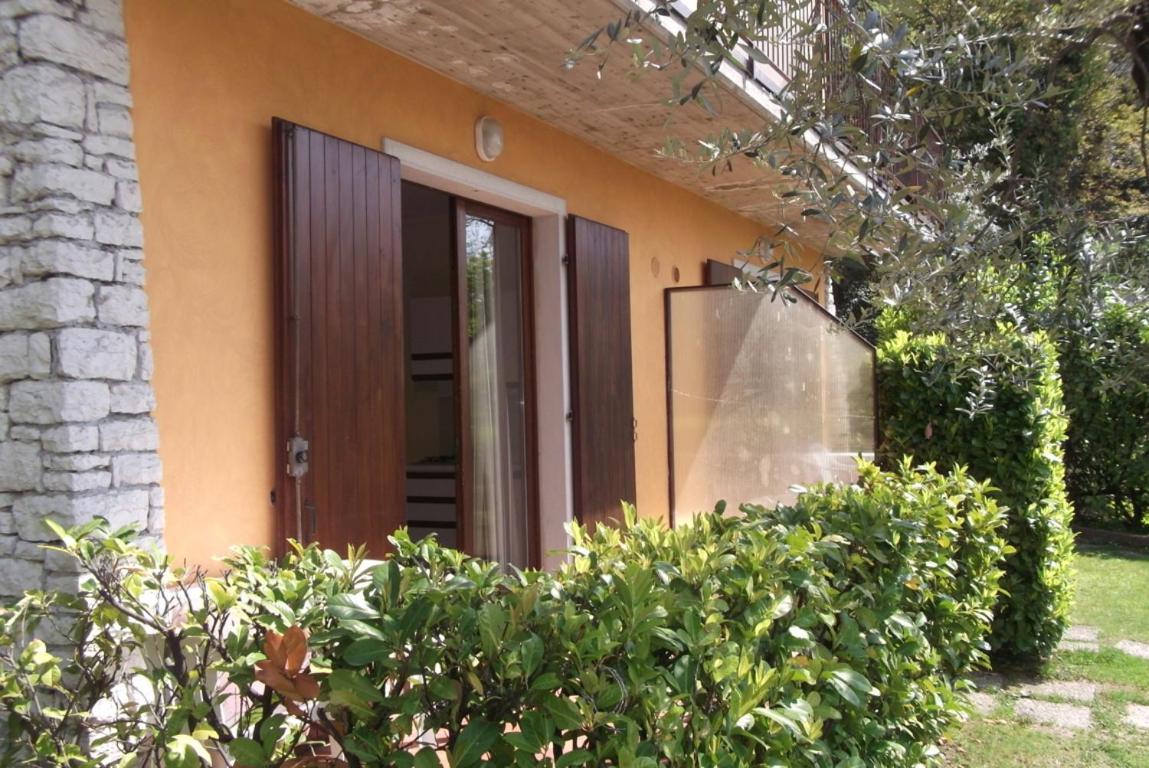Villa Girasole Torri Del Benaco Buitenkant foto