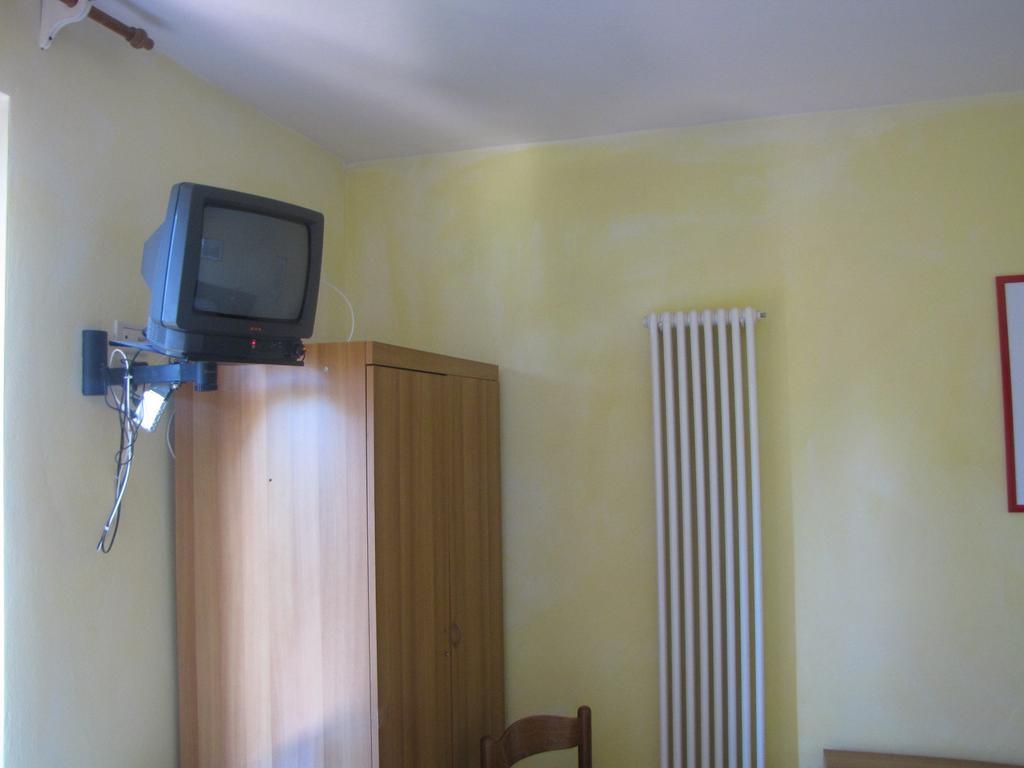 Villa Girasole Torri Del Benaco Kamer foto